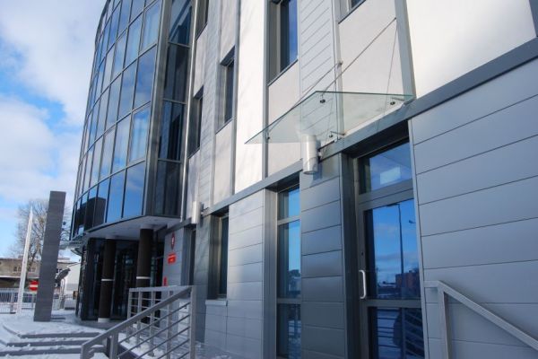 daszek szklany nad drzwi 