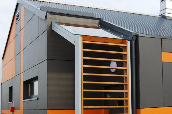 daszek szklany nad drzwi